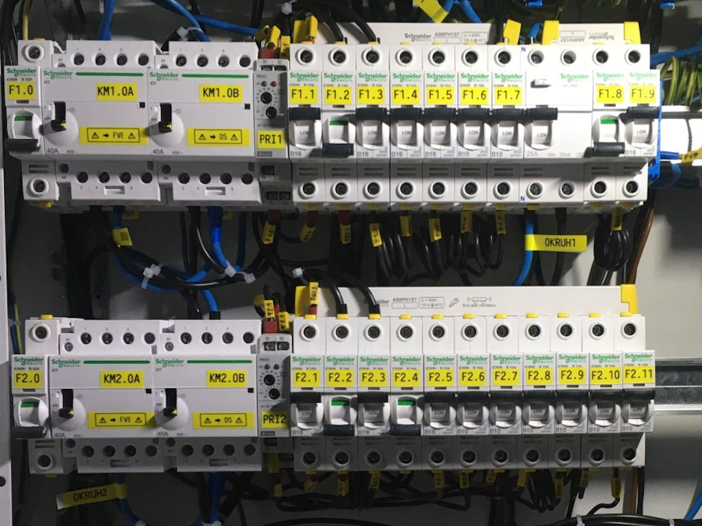 elektricky_rozvadec_1.jpg